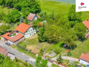 Prodej pozemku pro bydlení, Benátky, 857 m2
