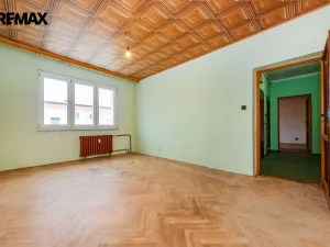 Prodej bytu 2+1, Praha - Malešice, Káranská, 54 m2