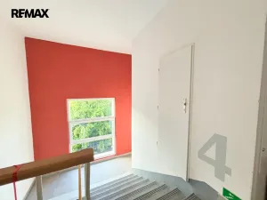 Prodej bytu 2+1, Praha - Malešice, Káranská, 54 m2