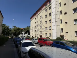 Pronájem bytu 2+kk, Praha - Vršovice, Karpatská, 49 m2
