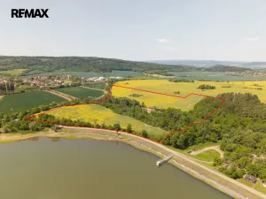 Prodej komerčního pozemku, Blatno, 105830 m2