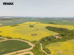 Prodej komerčního pozemku, Blatno, 105830 m2