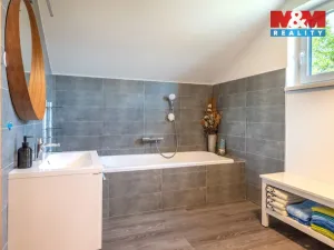 Prodej rodinného domu, Volary, Budějovická, 240 m2
