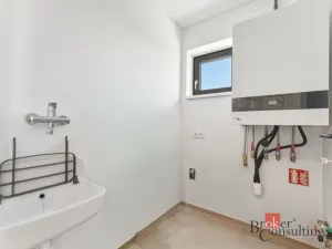 Pronájem rodinného domu, Praha - Kolovraty, Denivková, 102 m2