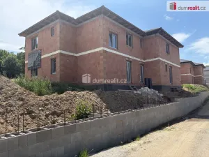 Prodej bytu 3+kk, Tehov, 83 m2