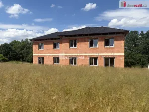 Prodej bytu 3+kk, Tehov, 83 m2