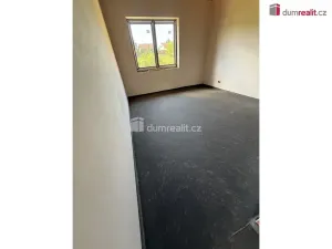 Prodej bytu 3+kk, Tehov, 83 m2