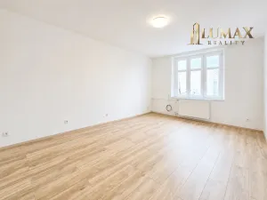 Prodej bytu 2+1, Náchod, Pražská, 50 m2