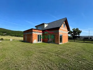 Prodej rodinného domu, Dubí - Běhánky, U Stadionu, 135 m2