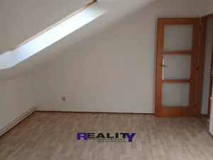 Pronájem bytu 3+1, Očihov, 130 m2