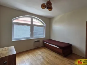 Prodej rodinného domu, Pohořelice, 350 m2