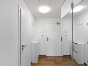 Pronájem bytu 1+kk, Praha - Hostivař, U továren, 34 m2