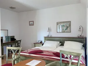 Prodej ubytování, Mariánské Lázně, Anglická, 616 m2