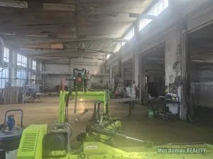 Pronájem výrobních prostor, Světice, V Zahradách, 1100 m2