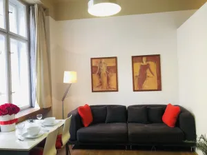 Pronájem bytu 2+kk, Praha - Josefov, Bílkova, 37 m2