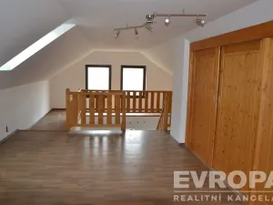 Pronájem rodinného domu, Kouřim, Nové Město, 160 m2