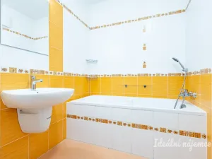 Pronájem bytu 2+kk, Praha - Háje, Jurkovičova, 84 m2