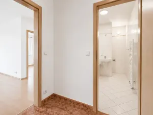 Prodej bytu 2+kk, Vestec, Ve Stromkách, 45 m2