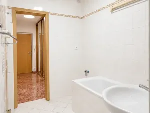 Prodej bytu 2+kk, Vestec, Ve Stromkách, 45 m2