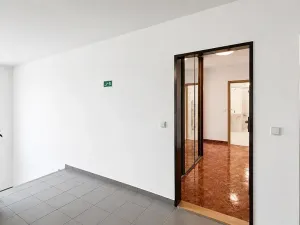Prodej bytu 2+kk, Vestec, Ve Stromkách, 45 m2