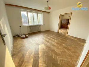 Pronájem rodinného domu, Hluk, Sokolská, 150 m2