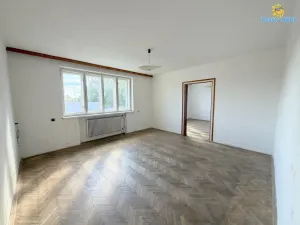 Pronájem rodinného domu, Hluk, Sokolská, 150 m2