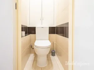Pronájem bytu 2+1, Praha - Záběhlice, Jabloňová, 51 m2