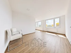 Prodej bytu 3+1, Kladno, Vodárenská, 69 m2