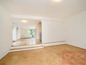 Pronájem rodinného domu, Praha - Nebušice, K vinicím, 230 m2