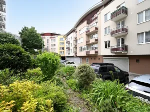 Pronájem bytu 1+kk, Praha - Kyje, Za černým mostem, 34 m2