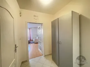 Pronájem bytu 2+kk, Praha - Záběhlice, Kamelova, 47 m2