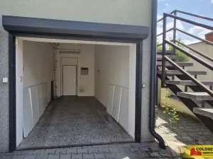 Prodej obchodního prostoru, Pohořelice, 350 m2