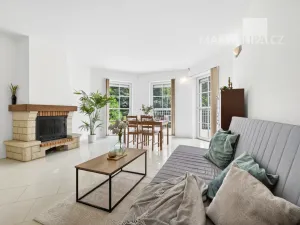 Prodej rodinného domu, Šestajovice, Cyrilov, 366 m2