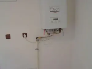 Pronájem bytu 1+kk, Praha - Smíchov, Plzeňská, 35 m2
