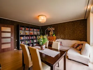 Prodej bytu 3+1, Čestice, 72 m2