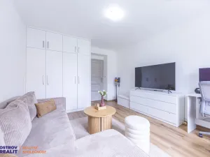 Prodej bytu 2+1, Uničov, Opletalova, 54 m2