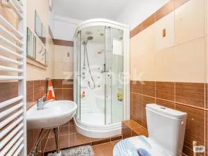 Prodej rodinného domu, Zlín, Lešenská, 284 m2
