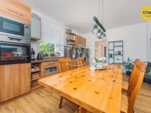 Prodej rodinného domu, Staré Jesenčany, 150 m2