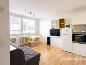 Pronájem bytu 1+1, Praha - Bohnice, Cafourkova, 32 m2