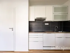 Pronájem bytu 1+1, Praha - Bohnice, Cafourkova, 32 m2