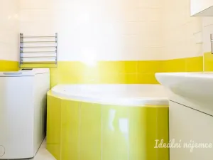 Pronájem bytu 1+1, Praha - Bohnice, Cafourkova, 32 m2