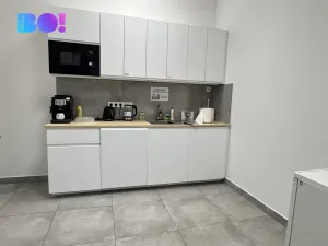 Pronájem kanceláře, Praha, U vinných sklepů, 37 m2