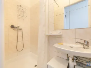 Pronájem bytu 1+1, Praha - Žižkov, Husitská, 28 m2