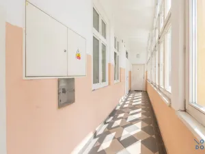 Pronájem bytu 1+1, Praha - Žižkov, Husitská, 28 m2