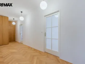 Prodej bytu 2+kk, Praha - Nové Město, Opatovická, 92 m2