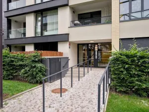 Pronájem bytu 2+kk, Praha - Holešovice, Jankovcova, 56 m2