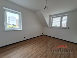Prodej rodinného domu, Velká Polom, Osvoboditelů, 185 m2