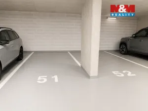 Prodej garážového stání, Praha - Čakovice, Bermanova, 38 m2