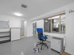 Pronájem obchodního prostoru, Liberec, nám. Sokolovské, 214 m2