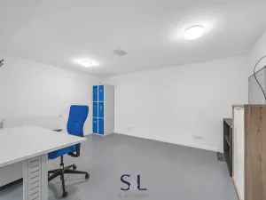 Pronájem obchodního prostoru, Liberec, nám. Sokolovské, 214 m2